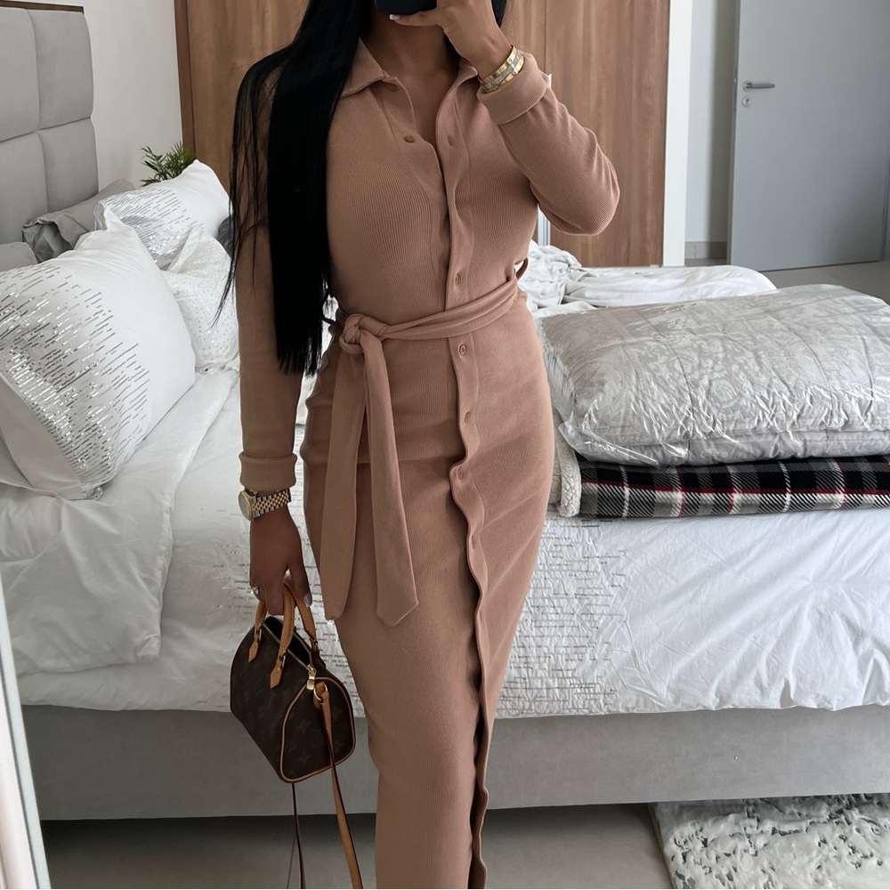 PLT DRESS - Picture 3 of 4